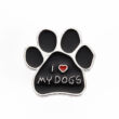 Kép 1/3 - Kitűző - kutya talp - fekete alapon - I LOVE MY DOG felirattal - Nikkelmentes! 