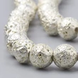 Kép 2/3 - Ásványgyöngy - 8mm - Természetes Galvanizált lávakő - ezüst színben