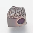 Kép 1/2 - Köztes - 11,5x10mm - pajzs - hematit színben - cirkónia kővel díszítve 
