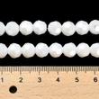 Kép 4/4 - Üveggyöngy - csiszolt, gyöngyházfényű, kerek, fehérfüstös, 8 mm (10db)