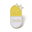 Kép 1/2 - Kitűző - Smile Pill bross, citrom és fehér színben - zománcozott és sárgaréz pillangó kapoccsal