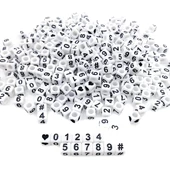 Kocka alakú szám gyöngy