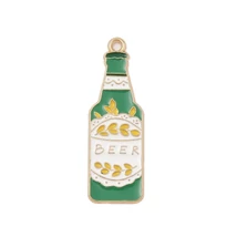 Medál - Sörös üveg beer felirattal, fehér, zöld és arany 37x12x1mm