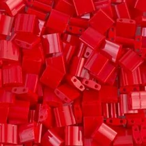 Tila gyöngy - 5x5mm - Opaque Dark Red - TL0408