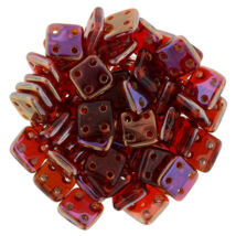 6x6mm Alkony- sziám rubinvörös színű Quadra Tile gyöngy