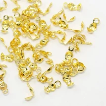 CSOMÓREJTŐ - 8x4MM - 1 ARANY - Nikkelmentes  (10db)