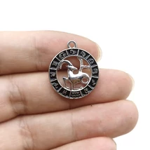 Medál - horoszkóp - bak - 24x21mm - platina ezüst színben