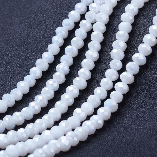Üveggyöngy - 10x8mm - csiszolt - fánk alakú - fehér színben (10db)