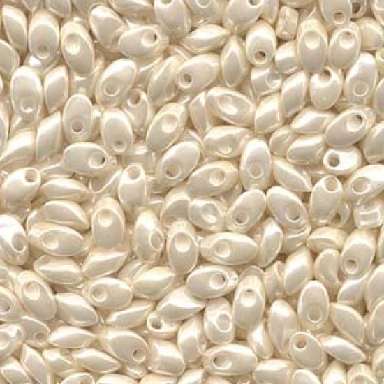 Long Magatama - 7x4mm - ANTIQUE IVORY PEARL CEYLON - 0592