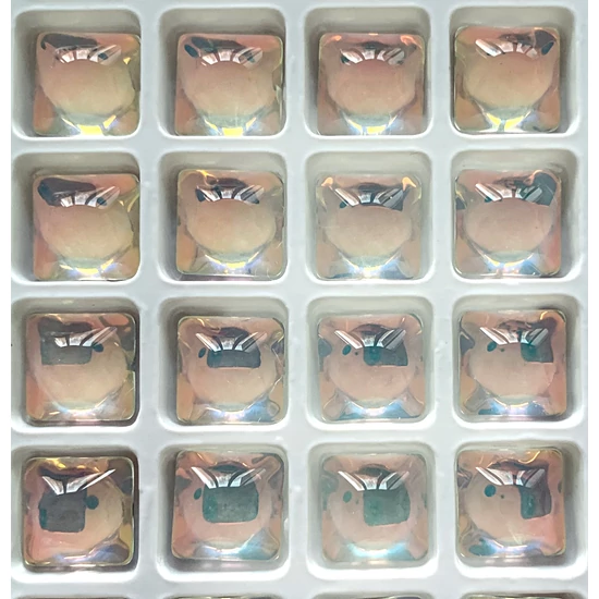 Kristály - 10x10mm - kaboson - négyzet alakú - lapos hátlap - AliceBlue