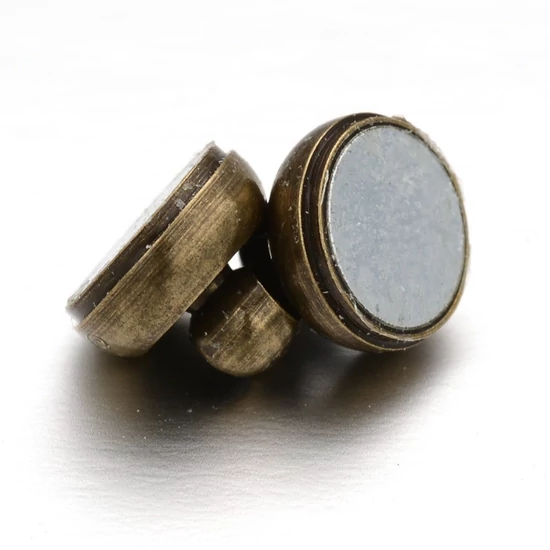 Mágnes - kapocs - 11x7mm - antik sárgaréz színű