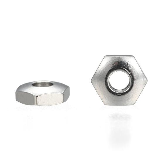 Köztesgyöngy - 5x5.7mm – platina ezüst színben – hexagon alakban - 304 Rozsdamentes Acél!