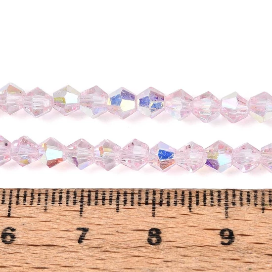 Üveggyöngy - félig AB bevonatos, félig rózsaszín, csiszolt, rombusz alakú, 4~4,5x3,5~4 mm
