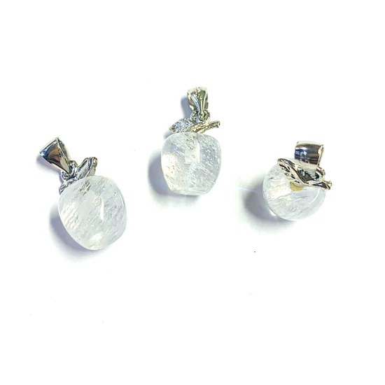 Ásványgyöngy- 15x10mm – Hegyikristály - alma alakban - platina akasztóval