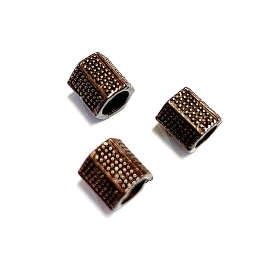 Köztes – hatszögletű prizma – 8x7,5mm - antik vörösréz színben