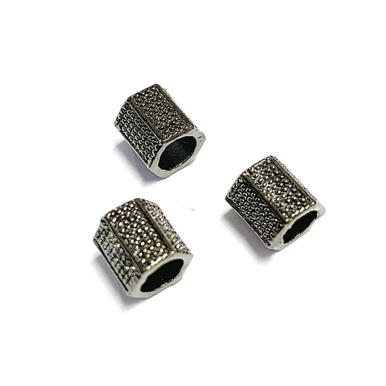 Köztes – hatszögletű prizma – 8x7,5mm - hematit színben