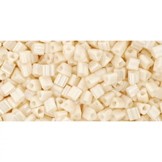 Toho - Triangle 11/0 - Opaque-Lustered Lt Beige - 123