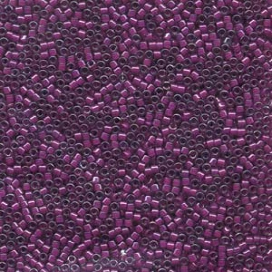 Miyuki Delica - 11/0 - LINED PALE MAGENTA LUSTER - 0281
