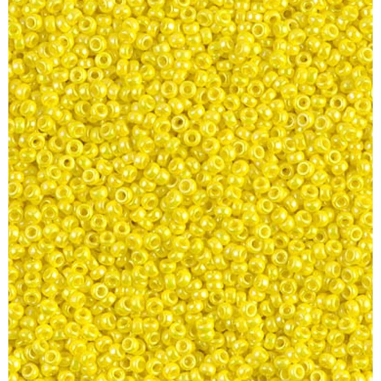 MIyMiyuki kásagyöngy - 15/0 - OPAQUE YELLOW AB - 0472