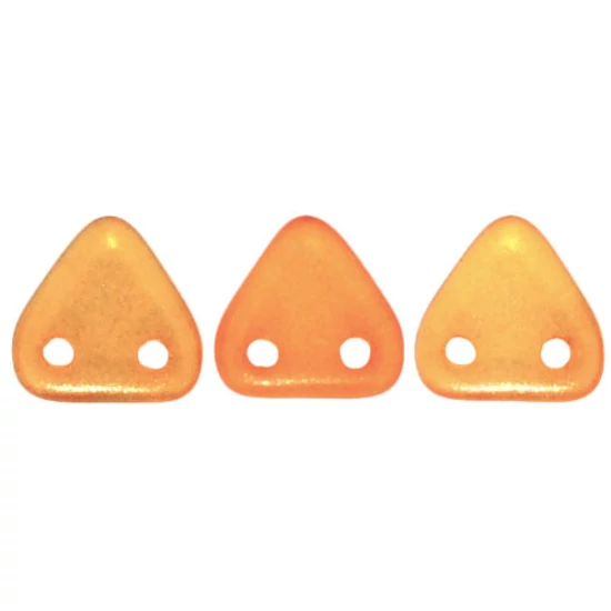 6mm Halo Szantálfa színű, kétlyukú Triangle- háromszög gyöngy 