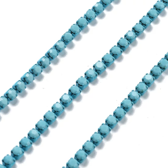 Lánc, strasszos - akvamarin színben, 2x2~2.5x2mm (50cm)