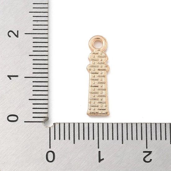 Medál - világítótorony charm, piros, 18x5x1.5mm, zománc - ólommentes és kadmiummentes!