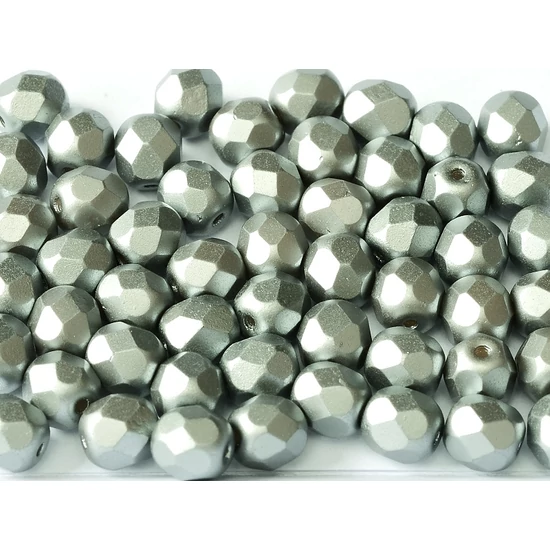 Cseh Csiszolt - 4mm - ALABASTER PASTEL LT.GREY - 25028
