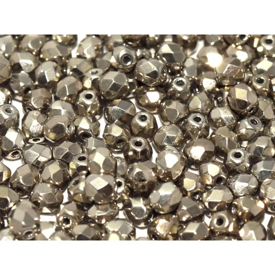 Cseh Csiszolt - 4mm - CRYSTAL ARGENTIC FULL - 00030/27500